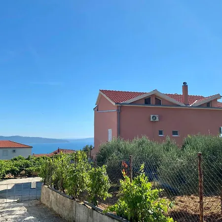 Appartamento Amarante Kaštela